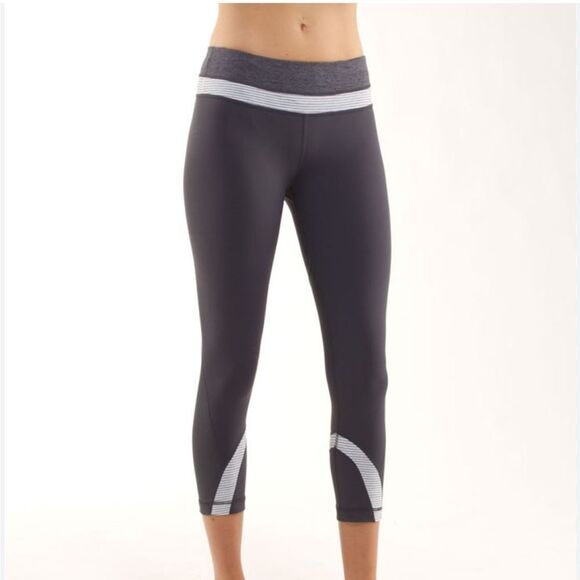 Lululemon Run: Inspire Crop II Grey White 6 - Picture 1 of 7